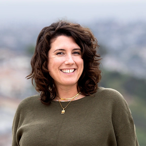 Jessica-Cyr-Dogs-of-Design-Marketing-Specialist